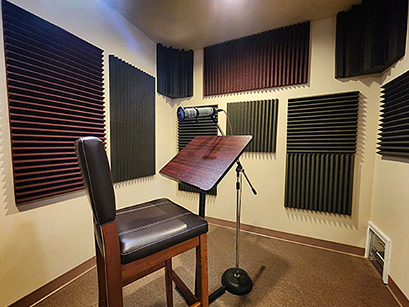 Studio-B1